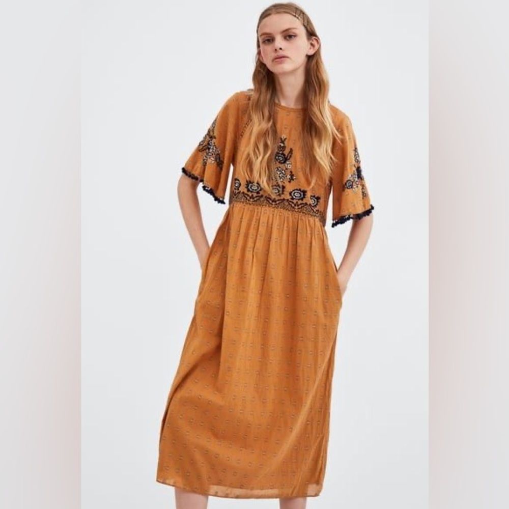 ZARA MUSTARD EMBROIDERED DRESS size Small